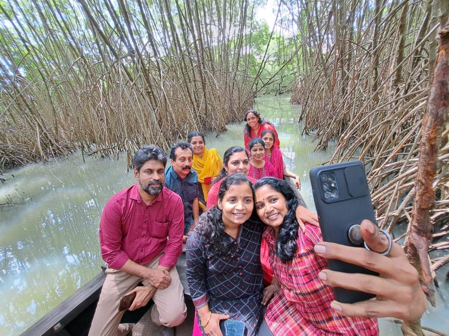വിശ്രമം തേടി കാഡലുണ്ടിയിലേക്ക് – കാഡിങ്ങീസ് ഹോംസ്റ്റേയിലെ അനുപമ അനുഭവം